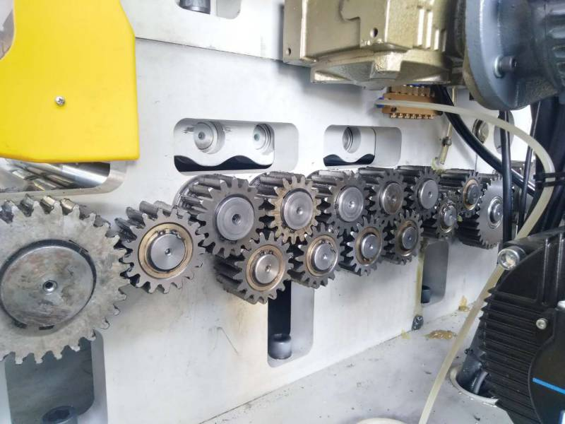 مقایسه بین تغذیه پنوماتیک و تغذیه مکانیکی