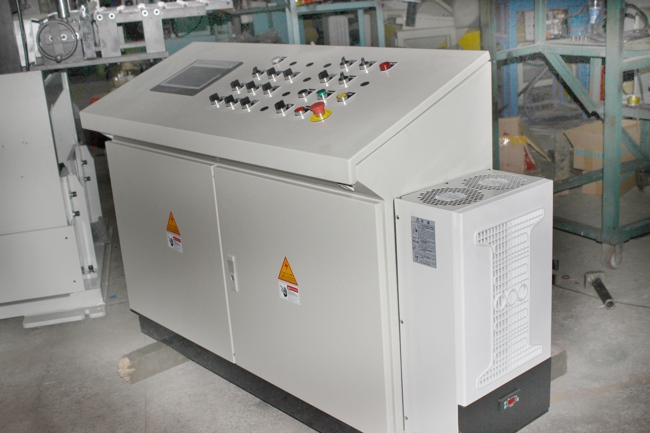 تفاوت بین 3 در یک سروو فیدر و خط تولید Split Stamping